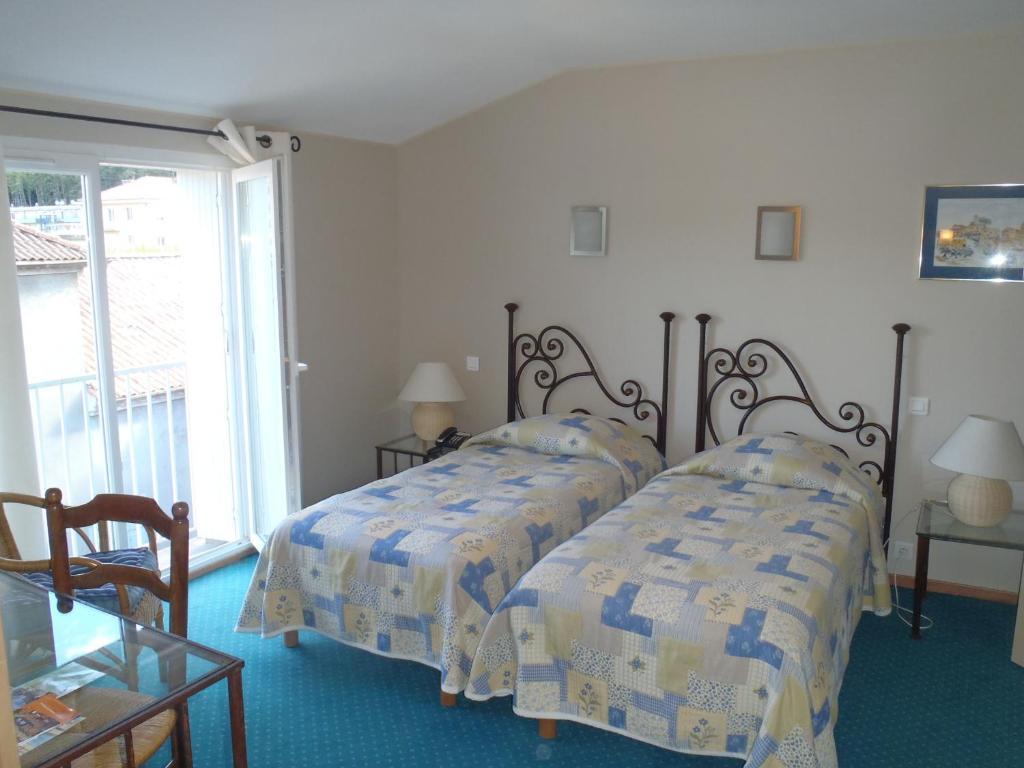 Grand Hotel Du Cours Sisteron Δωμάτιο φωτογραφία